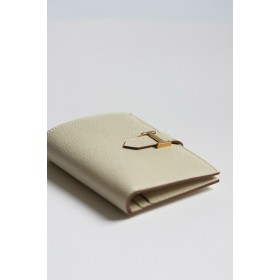 Hermes Bearn Compact Handmade Wallet in Craie Chevre Mysore Goatskin