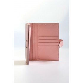 Hermes Bearn Compact Handmade Wallet in Rose Sakura Chevre Mysore Goatskin