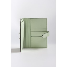 Hermes Bearn Compact Handmade Wallet in Vert Fizz Epsom Calfskin