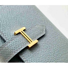 Hermes Bearn Tri-fold Handmade Wallet in Vert Amande Epsom Leather