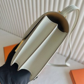 Hermes Constance 18 Verso Handmade Bag in Mushroom Chevre Mysore Goatskin