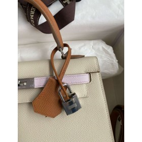 Hermes HSS Kelly 25 Sellier Bag in Craie/Gold/Mauve Pale Epsom Calfskin