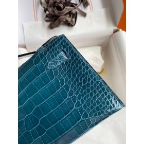 Hermes Kelly Pochette Handmade Bag In Colvert Shiny Alligator Leather