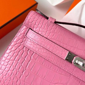 Hermes Kelly Pochette Handmade Bag in Rose Sakura Matte Alligator Leather