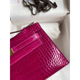Hermes Kelly Pochette Handmade Bag In Rose Scheherazade Shiny Alligator Leather