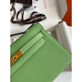 Hermes Kelly Pochette Handmade Bag In Vert Criquet Epsom Calfskin