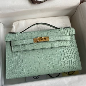 Hermes Kelly Pochette Handmade Bag In Vert Deau Matte Alligator Leather