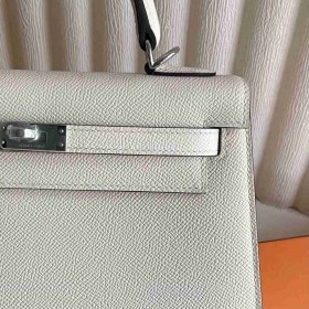 Hermes Kelly Sellier 25 Verso Handmade Bag in Craie and Biscuit Epsom Calfskin