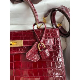 Hermes Kelly Sellier 28 Handmade Bag in Bordeaux Niloticus Crocodile Shiny Skin