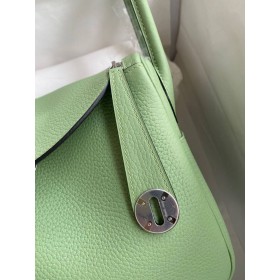 Hermes Lindy 26 Handmade Bag In Vert Criquet Clemence Leather