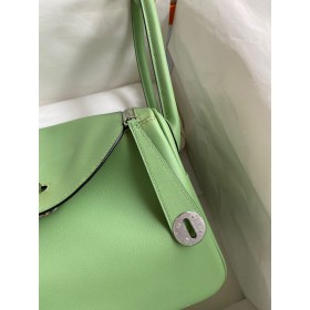 Hermes Lindy 26 Handmade Bag In Vert Criquet Swift Calfskin