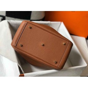 Hermes Lindy 26cm Bag In Gold Clemence Leather GHW