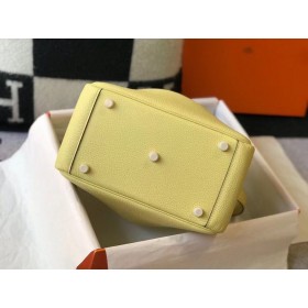 Hermes Lindy 26cm Bag In Jaune Poussin Clemence Leather GHW