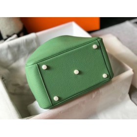 Hermes Lindy 26cm Bag In Vert Criquet Clemence Leather GHW
