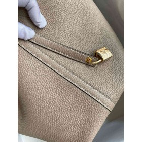 Hermes Picotin Lock 22 Handmade Bag in Tourterelle Clemence Leather