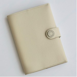 Hermes R.M.S Passport Holder in Beton Evercolor Calfskin